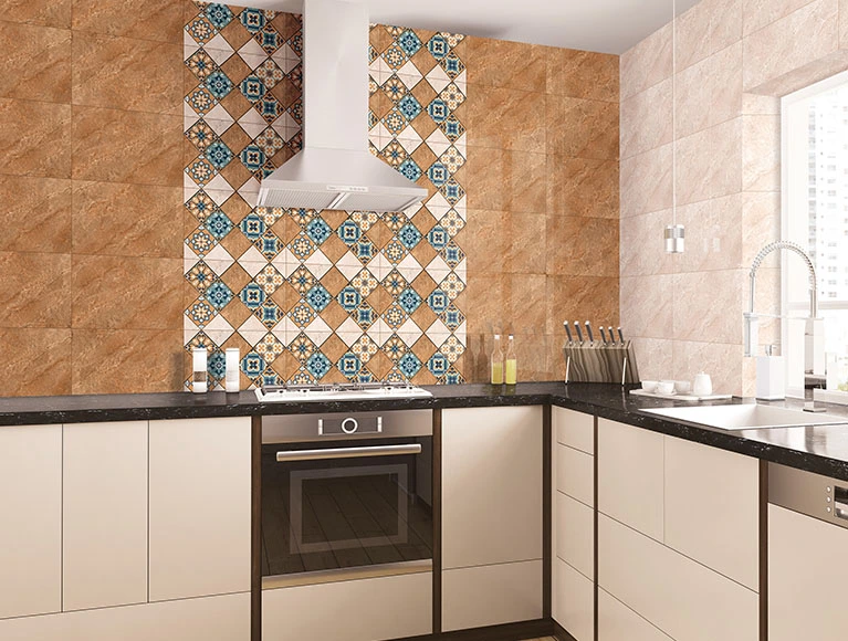 Simple kitchen design with marble brown and creama tiles